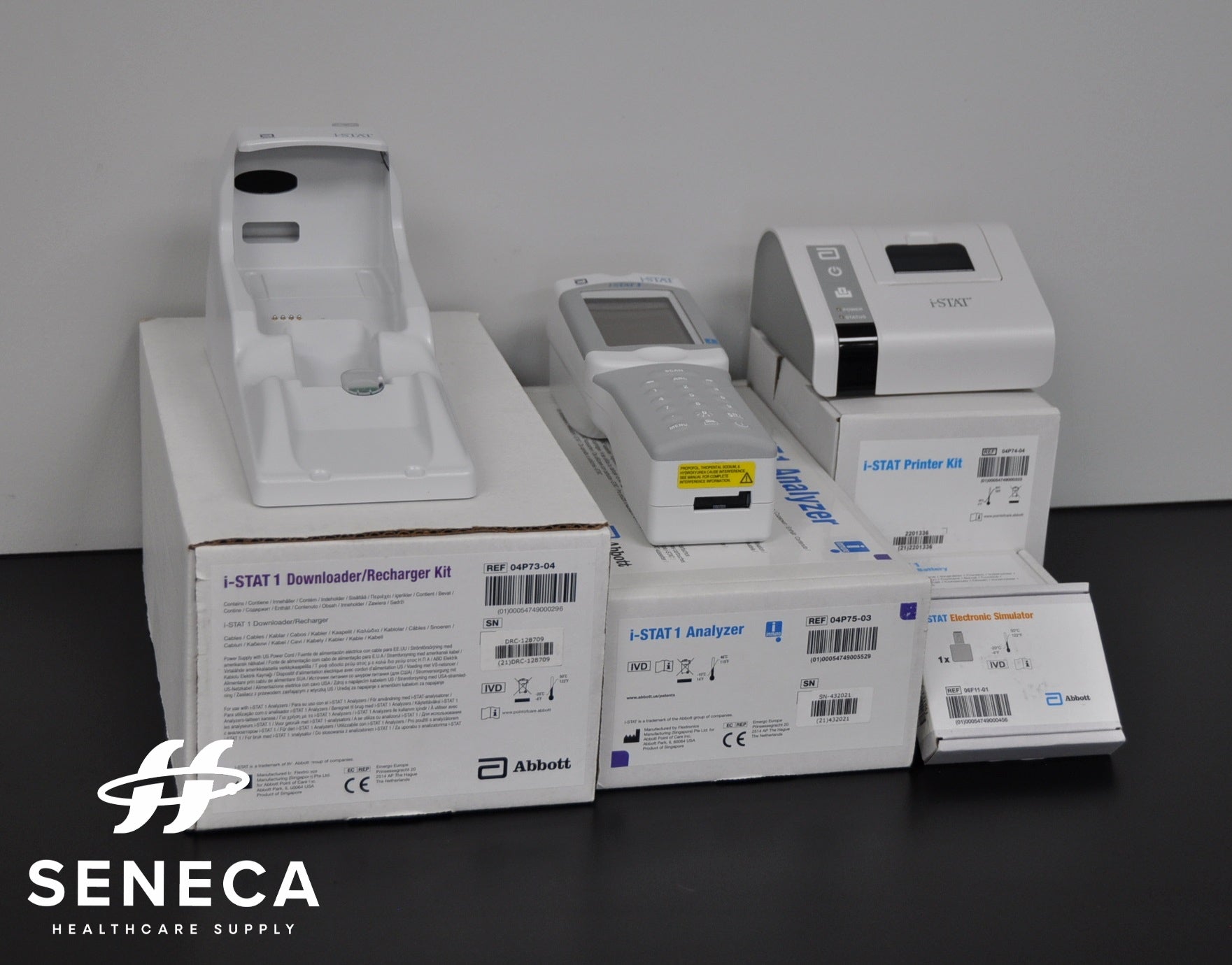 ABBOTT i-STAT 1 300-G BLOOD ANALYZER SYSTEM