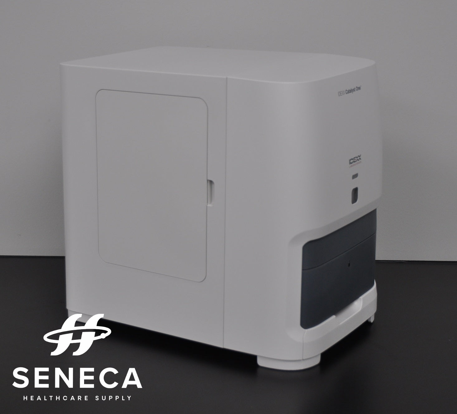 IDEXX CATALYST ONE VETERINARY BLOOD CHEMISTRY ANALYZER