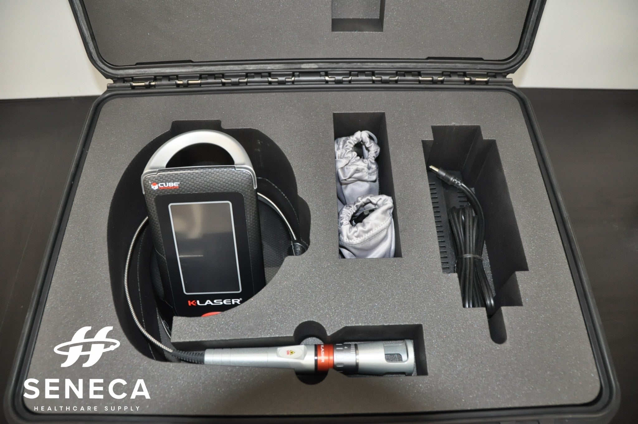 K-LASER CUBE 4 PERFORMANCE 18W MEDICAL THERAPY LASER KLASER ELTECH
