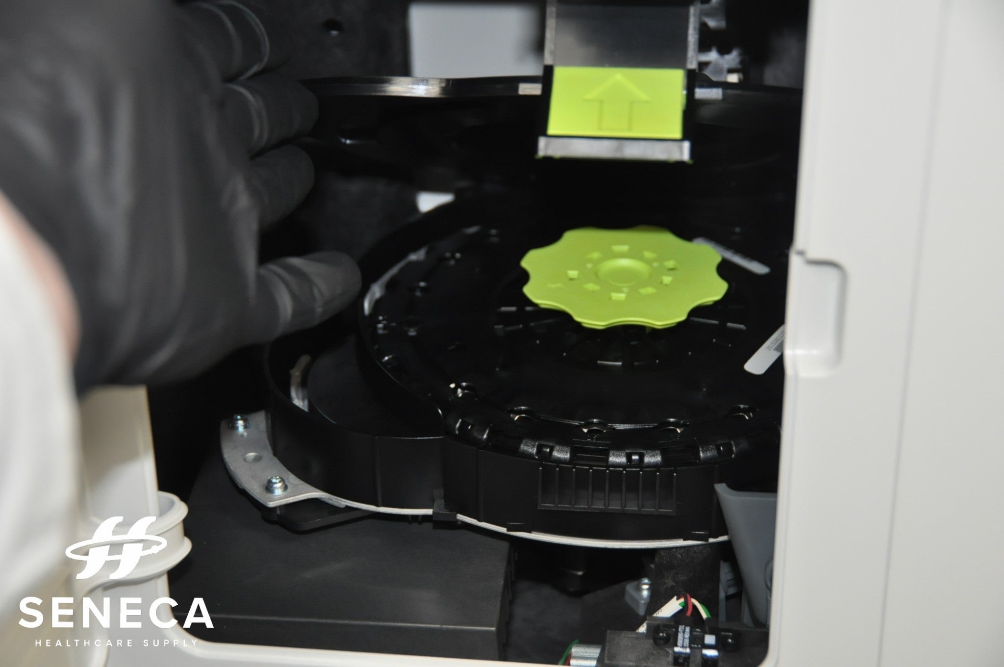 IDEXX CATALYST ONE VETERINARY BLOOD CHEMISTRY ANALYZER